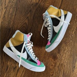 Nike Multicolor High-Top Sneakers